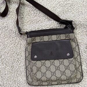 Gucci Small Brown Leather Logo Pouch